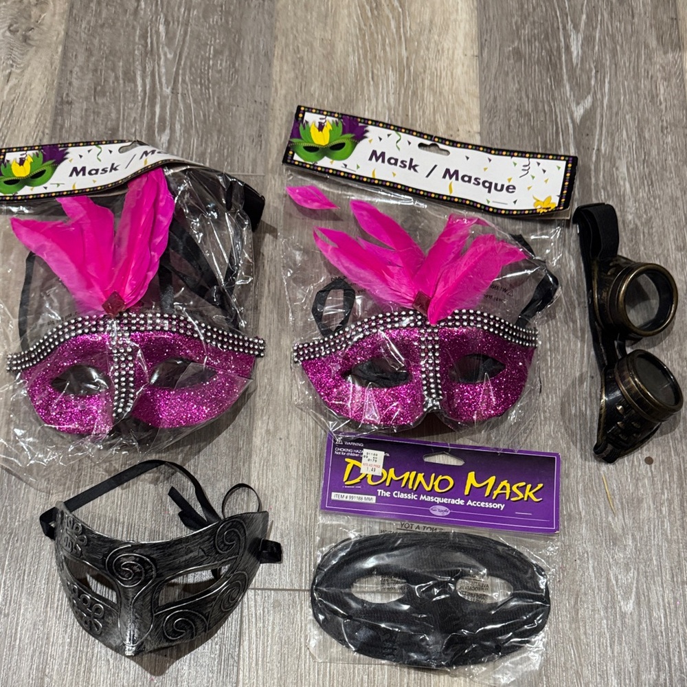 Pink and Black Feathered Masquerade Mask Set